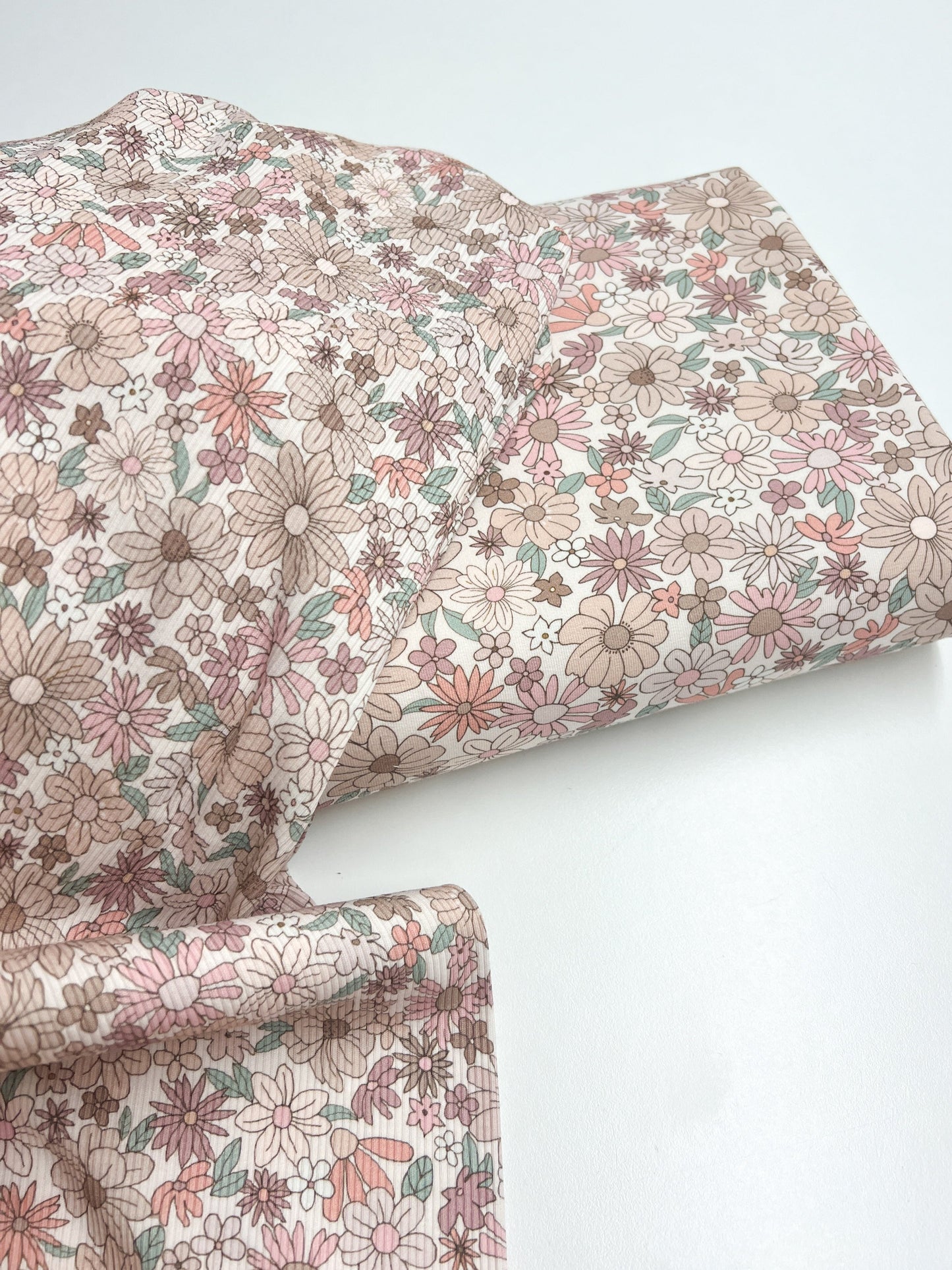 Bio French Terry Tender Flowers Eigenproduktion Reaktivdruck